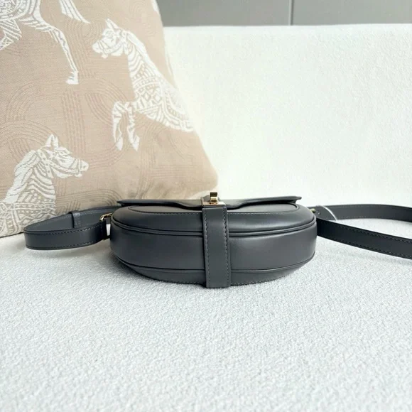 Celine Grey Besace 16 crossbody bag - Picture 5 of 8